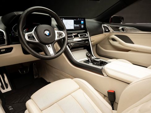 Used 2023 BMW 840i Convertible w/ Comfort Seating Package RWD image 2