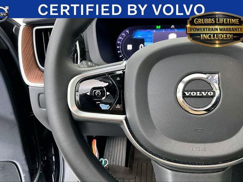 Certified 2024 Volvo XC60 B5 Ultimate w/ Protection Package Premier AWD/4WD image 25
