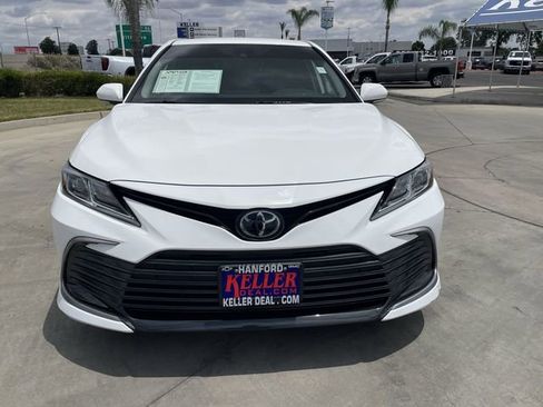 Used 2024 Toyota Camry LE w/ Convenience Package FWD image 3