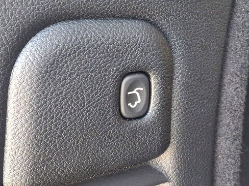 Used 2019 Dodge Durango GT image 29