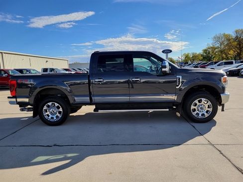 Used 2021 Ford F250 Lariat w/ Chrome Package image 2