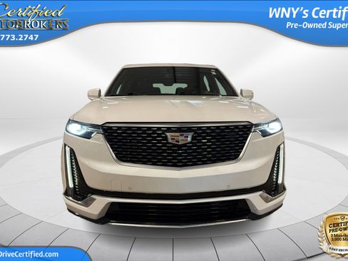 Used 2022 Cadillac XT6 Luxury AWD/4WD image 2