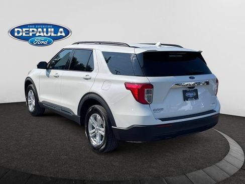 Used 2023 Ford Explorer XLT AWD/4WD image 4