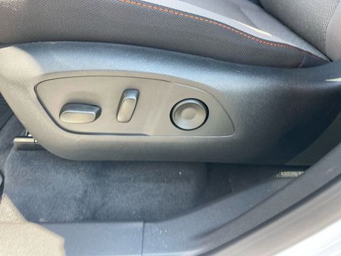 Used 2025 Chevrolet Traverse LT w/ LPO, Floor Liner Package image 10