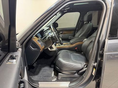 Used 2018 Land Rover Range Rover Supercharged image 18