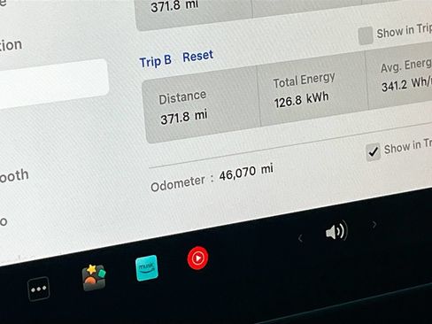 Used 2021 Tesla Model Y 2WD image 11