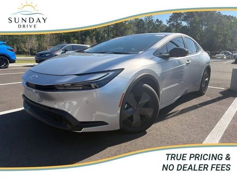 Used 2026 Toyota Prius LE image 1