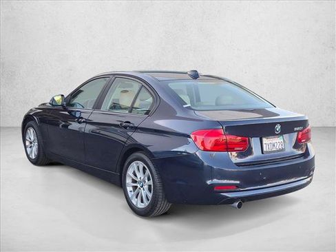 Used 2017 BMW 320i Sedan RWD image 8
