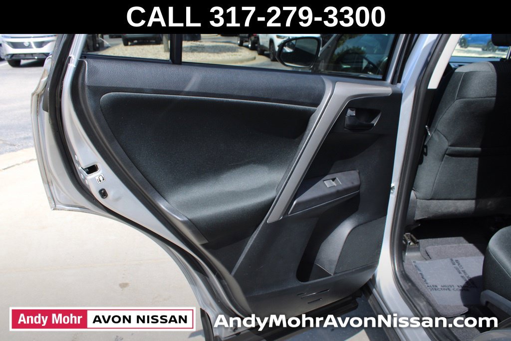 Used 2016 Toyota RAV4 LE AWD/4WD image 25