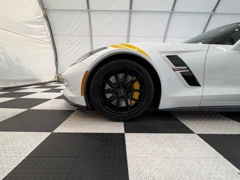 Used 2018 Chevrolet Corvette Grand Sport RWD image 10