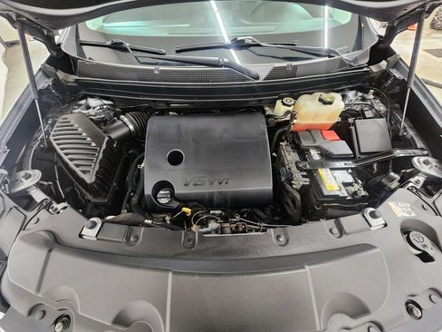 Used 2019 Chevrolet Traverse LT w/ LT Premium Package AWD/4WD image 42