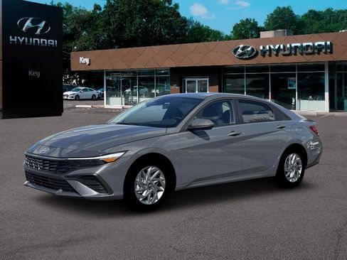 New 2026 Hyundai Elantra Blue image 2