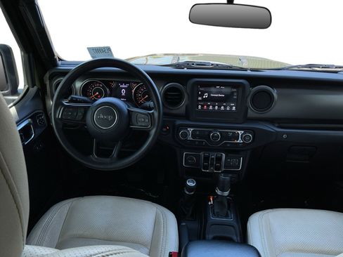 Used 2023 Jeep Gladiator Sport AWD/4WD image 14