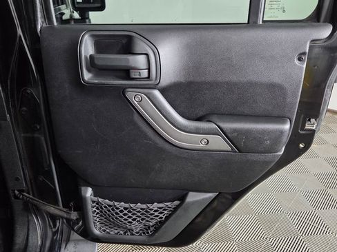 Used 2011 Jeep Wrangler Unlimited Sport image 26