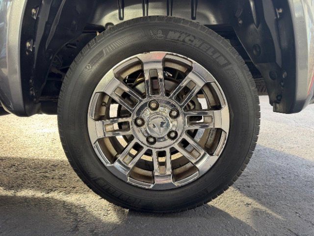 Used 2015 Toyota Tundra SR5 w/ SR5 Upgrade Package RWD image 37