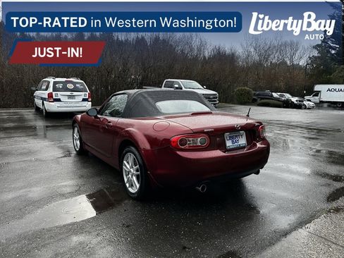 Used 2009 MAZDA MX-5 Miata Sport w/ Convenience Pkg image 8
