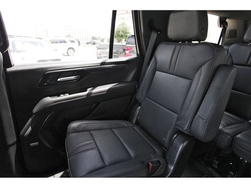 Used 2026 Chevrolet Tahoe RST w/ Comfort Package RWD image 9