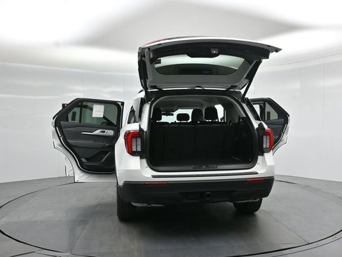 New 2026 Ford Explorer Active AWD/4WD image 31