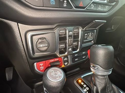 Used 2025 Jeep Wrangler Unlimited Rubicon 4xe w/ Safety Group image 23