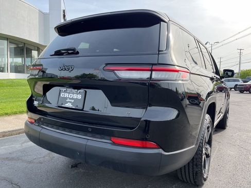 Used 2022 Jeep Grand Cherokee L Laredo image 56