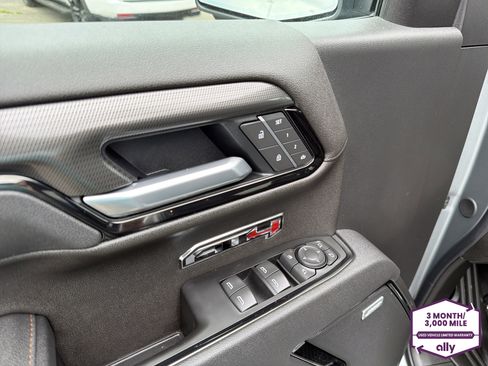 Used 2026 GMC Sierra 1500 AT4 w/ AT4 Premium Package AWD/4WD image 15