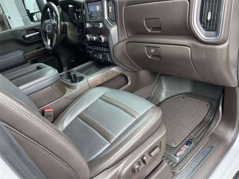 Certified 2022 GMC Sierra 2500 Denali image 21
