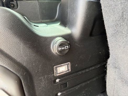 Used 2020 Jeep Wrangler Sport AWD/4WD image 34