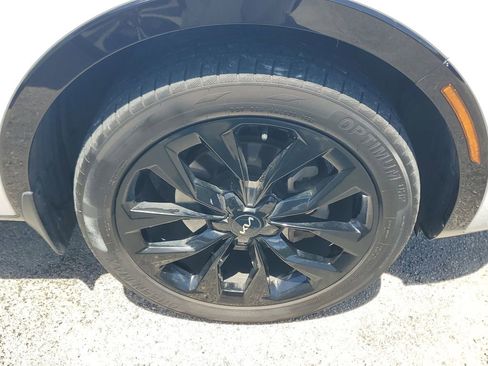 Used 2023 Kia Sorento SX image 10