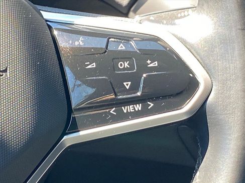 Used 2022 Volkswagen ID.4 Pro RWD image 9