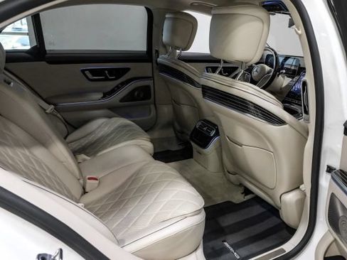 Used 2022 Mercedes-Benz S 580 4MATIC Sedan image 32