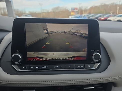 Certified 2026 Nissan Rogue SV w/ SV Premium Package image 22