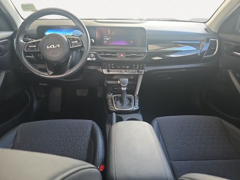 Certified 2024 Kia Seltos S AWD/4WD image 2