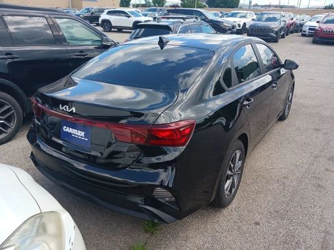 Used 2024 Kia Forte LXS FWD image 2