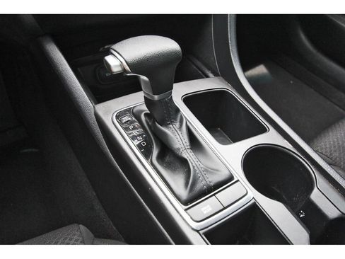 Used 2017 Kia Optima LX FWD image 29
