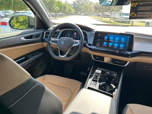 New 2026 Volkswagen Atlas Cross Sport SE image 9