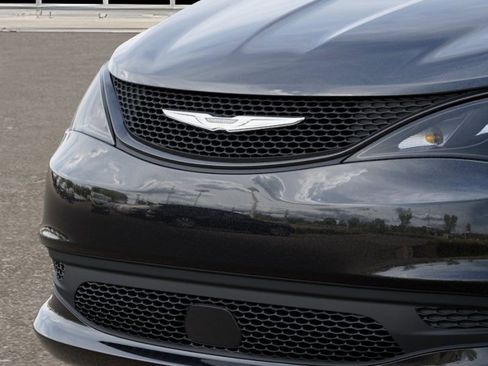 New 2026 Chrysler Voyager LX image 11