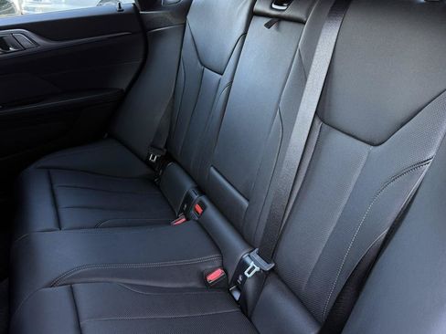 Used 2023 BMW i4 eDrive35 RWD image 33