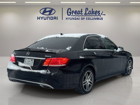 Used 2014 Mercedes-Benz E 350 4MATIC Sedan image 5