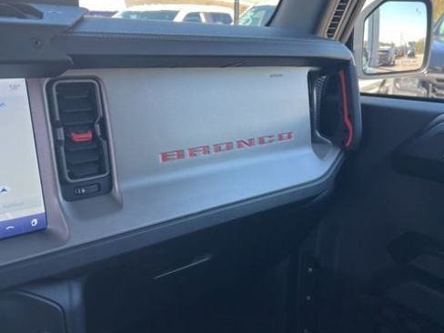 Used 2024 Ford Bronco Raptor w/ Interior Carbon Fiber Pack 6 AWD/4WD image 39