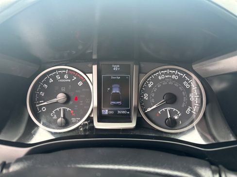 Used 2023 Toyota Tacoma Trail Edition w/ Trail Edition image 21
