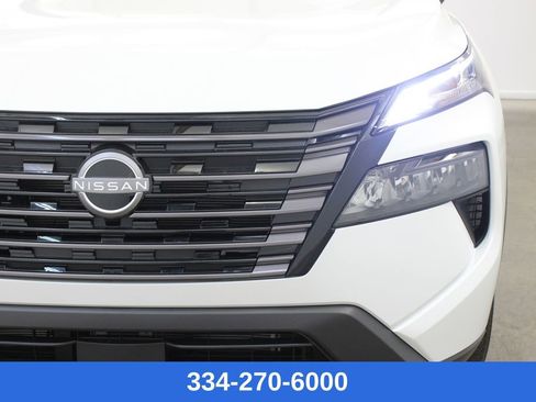 New 2026 Nissan Rogue SV image 8