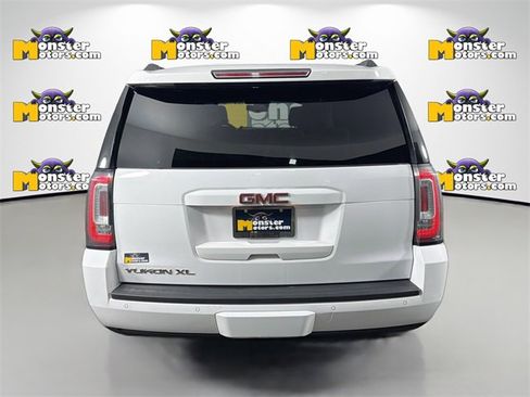 Used 2018 GMC Yukon XL SLT w/ Open Road Package image 6