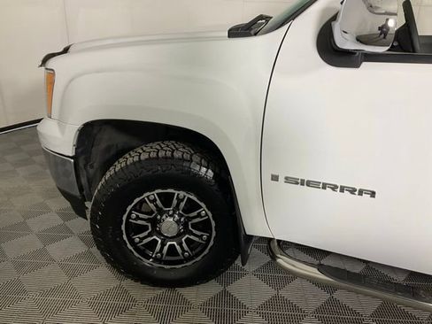 Used 2009 GMC Sierra 1500 W/T w/ SL Package image 33