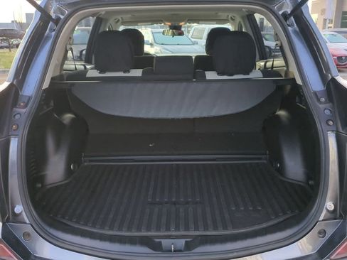 Used 2018 Toyota RAV4 XLE image 33