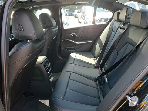 Used 2024 BMW 330i xDrive Sedan w/ Premium Package AWD/4WD image 10