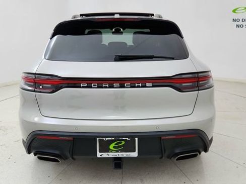 Used 2024 Porsche Macan AWD/4WD image 5