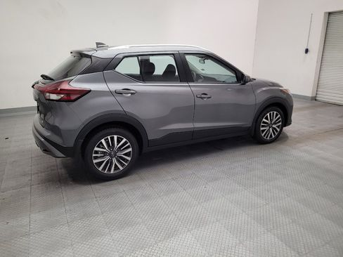 Used 2024 Nissan Kicks SV FWD image 10