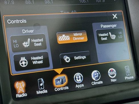 Used 2016 Jeep Cherokee Trailhawk w/ Leather Interior Group AWD/4WD image 22