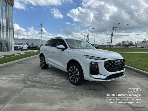 New 2026 Audi Q3 quattro 2.0T image 4