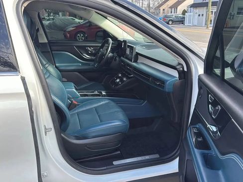 Used 2020 Lincoln Corsair Reserve w/ Equipment Group 201A image 24